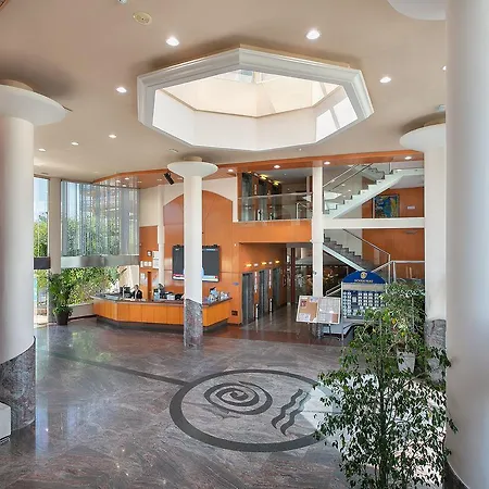 Dorada Palace Aparthotel 4*